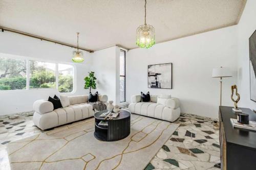 Comfortable House-shared accommodation