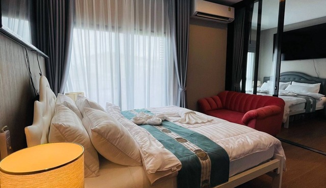 Comfy 2-King Bed Condo - 3 Min to Rawai Beach in Phuket Rawai