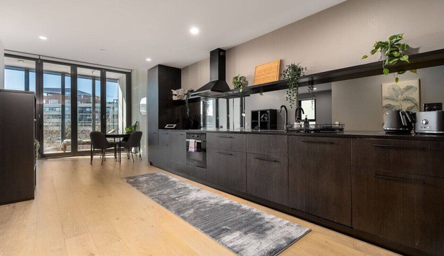 Comfy 2BA/2BR Kingston Foreshore Apartment