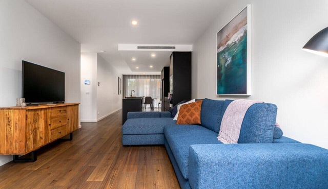 Contemporary Tri-Level APT in a Prime Central Spot