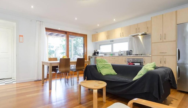 Cool Flat - 2 Bed & Office