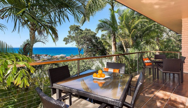 Coolum "Ocean Views" Dog Friendly 5 min walk to be