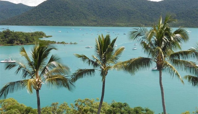 Coral Point Lodge