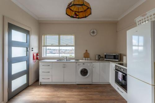 Cosy and Comfortable Unit with Parking & Wifi
