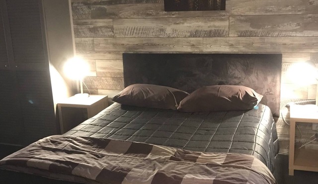 Cottonwood Lodge
