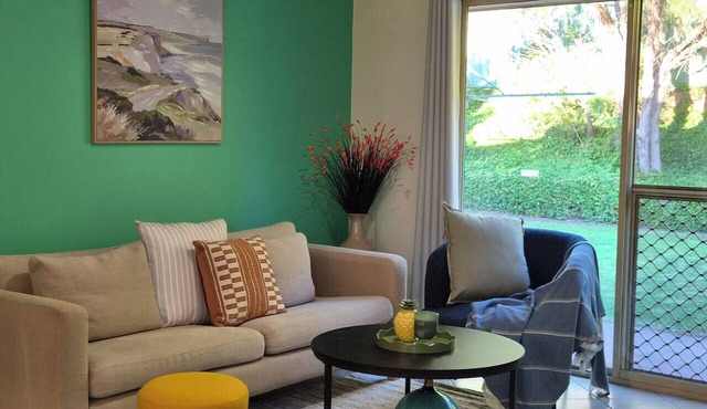 Cozy and Elevated 4BR Home near Albany CBD & Beach