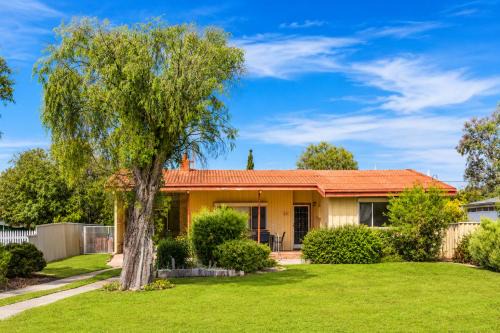 Cozy Pet-Friendly Winter Stay in Busselton