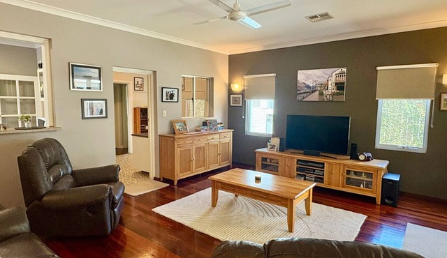 Cozy Retreat South Bunbury