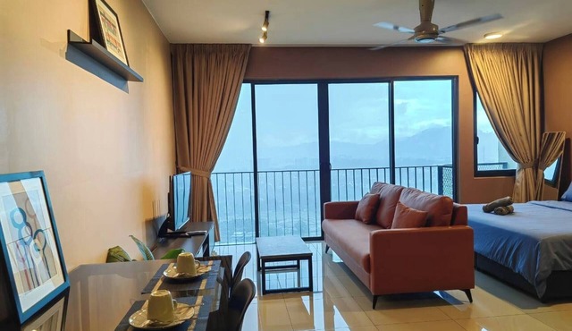 Cozy Studio in Shah Alam With Mountain View