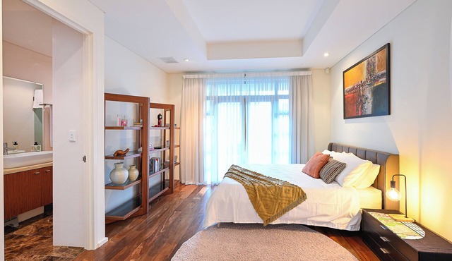 Cozystays 3-bedroom house and only mins from cafes and perth cbd.