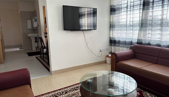 Creative Palace, Entire rental unit, 4 guests,2 bedrooms,2 beds,2 baths in Narayanganj