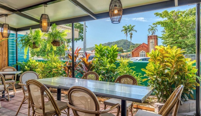 Demi View Motel