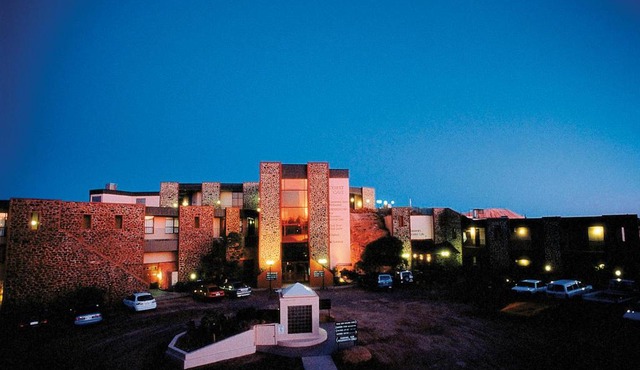 Desert Cave Hotel