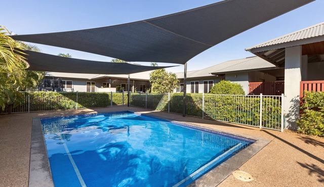 Di Lusso Cable Beach Executive Family Home in Cable Beach STRA67262IY7HT6C