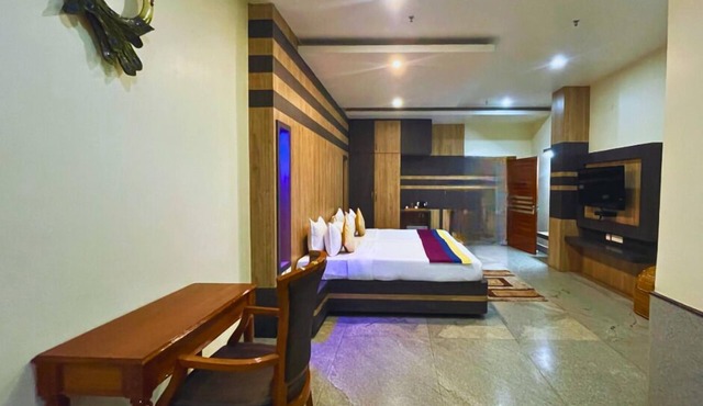 Dichang Resort & Hotel in Sonapur