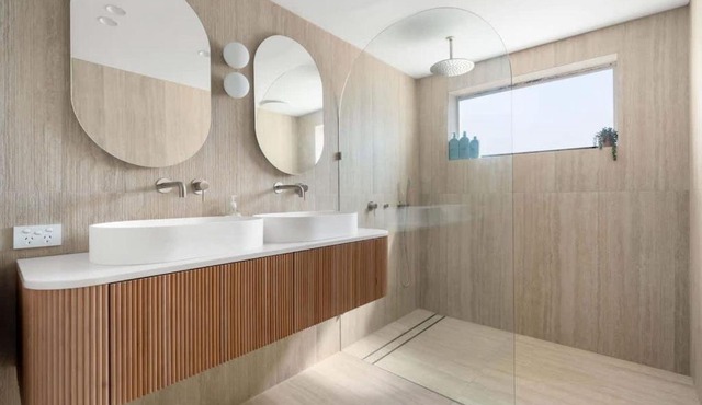 Direct Ocean Front Apartment
