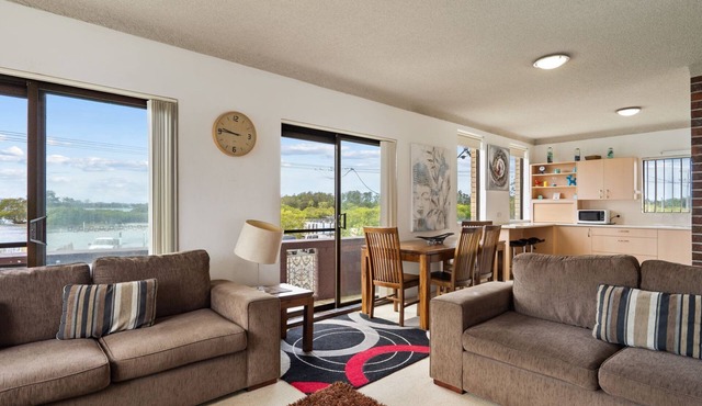 Dolphin Place 1 on the Tuncurry waterfront.