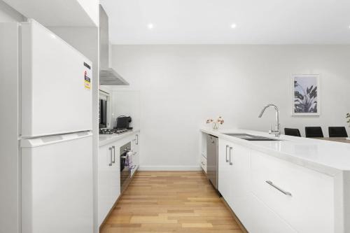 Domi Rentals The Chadstone Homes