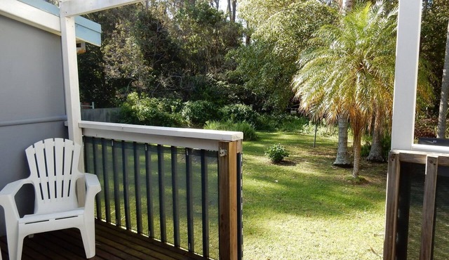 Donlan's Beach Cottage - 85m to Mollymook Beach