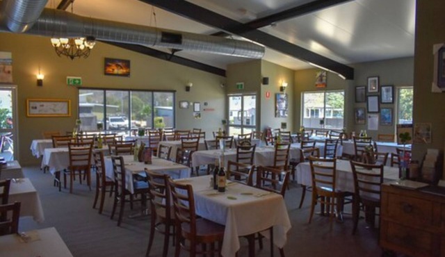 Dooleys Springsure Tavern and Motel