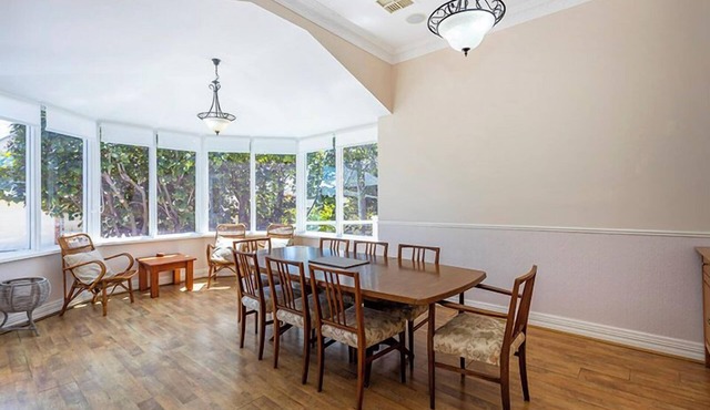Dory's Beach House - Executive Escapes