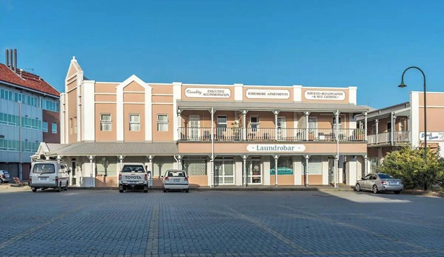 Downtown, Contemporary and Artistic
