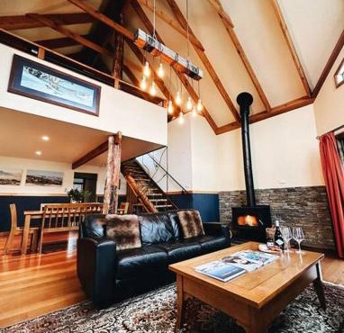 Eagle Peak Chalet