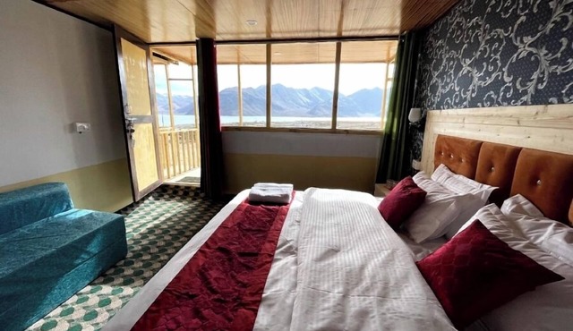 Ecstasy Huts Pangong
