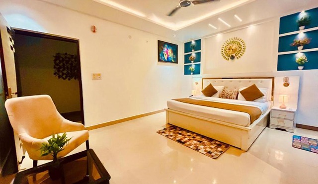 Elegance Resort