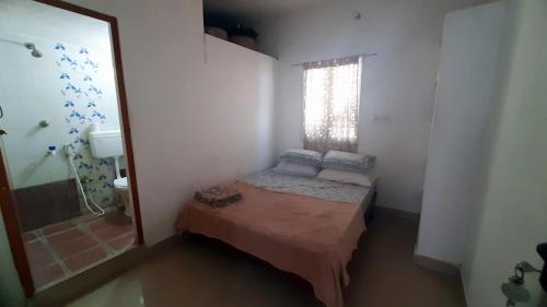 Elis Kitchen Apartment with 1 ac bedroom in Mahabalipuram