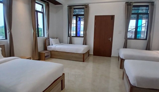Emmonlang Resort & Redeem Restaurant in Shillong