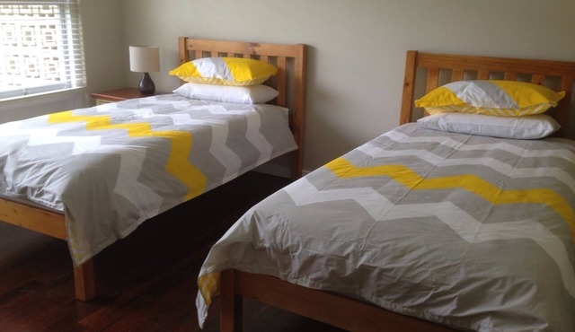 Emu Point Beach Cottages: Oyster Cottage- pet friendly accommodation