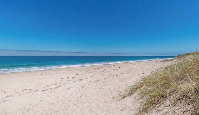 Escape to Coastal Tranquility at Preston Beach