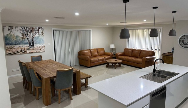 Eureka at The Meadows. Perfect for a family, executive or work stay.