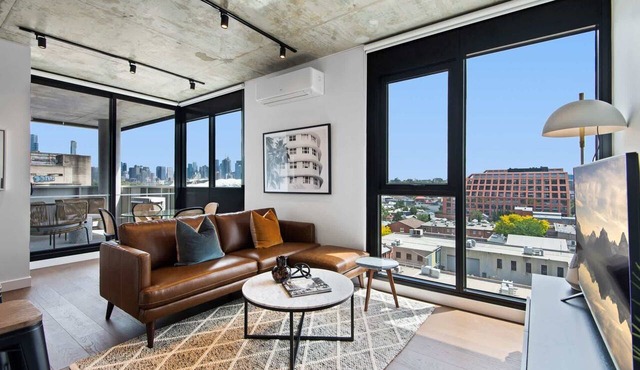 Executive 2-Bed Apartment with Views, Gym and Spa