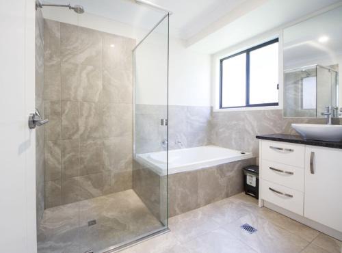 Executive Home Accommodation 34