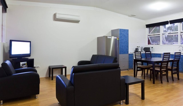 Exmouth Villas Unit 33 - This Villa is Perfect for groups and families alike