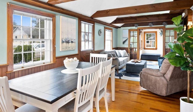 Expansive Cape Cod Retreat in Wareham: Modern Amenities and Traditional Charm with Private Courtyard in Wareham