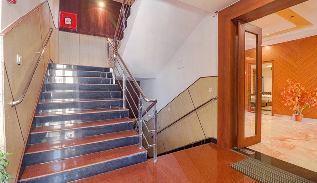 Fabhotel Grand Arya