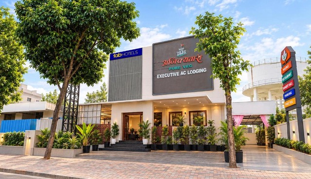 FabHotel Prime Ajinkyatara in Alandi