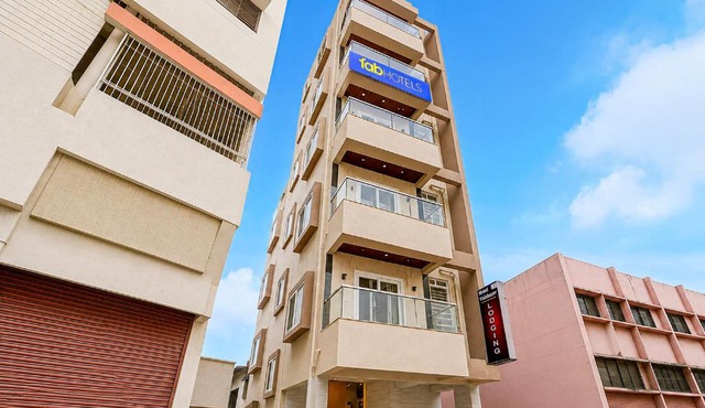 FabHotel Vaishnav Bairagi