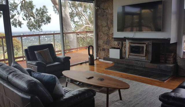 Family Home Prestigious Suburb Panoramic Views