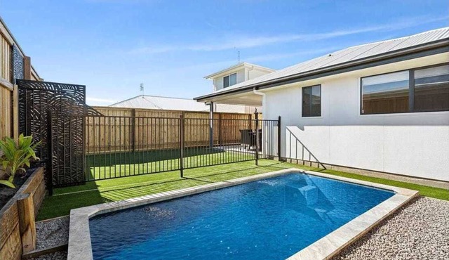 Family-Perfect Home: Relax, Swim, Explore, Repeat!