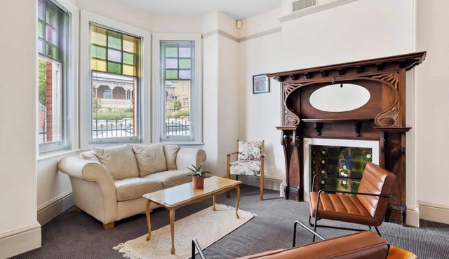 Federation Style meets Central Hobart Location