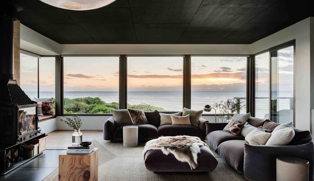 FIRST LIGHT Tasmania (House)
