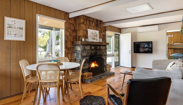 Flinders Original fishing cottage