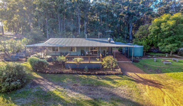 Forest Trails House, Dwellingup