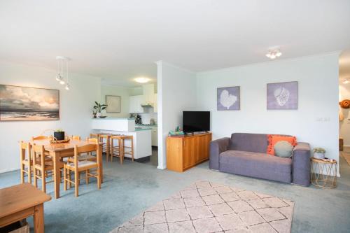 Free night! Pay for 2 stay for 3