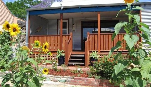 Fremantle South Beach House + Outdoor Studio 4x2