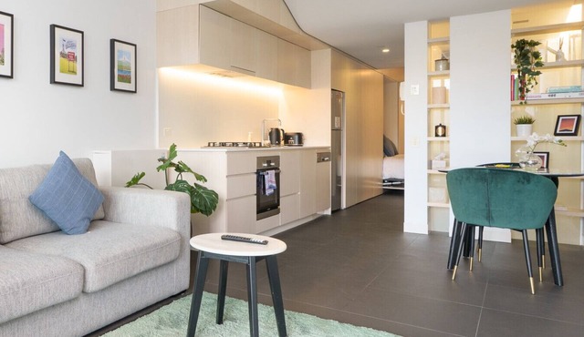 Furnished Nishi Stay with Scenic Mountain Views